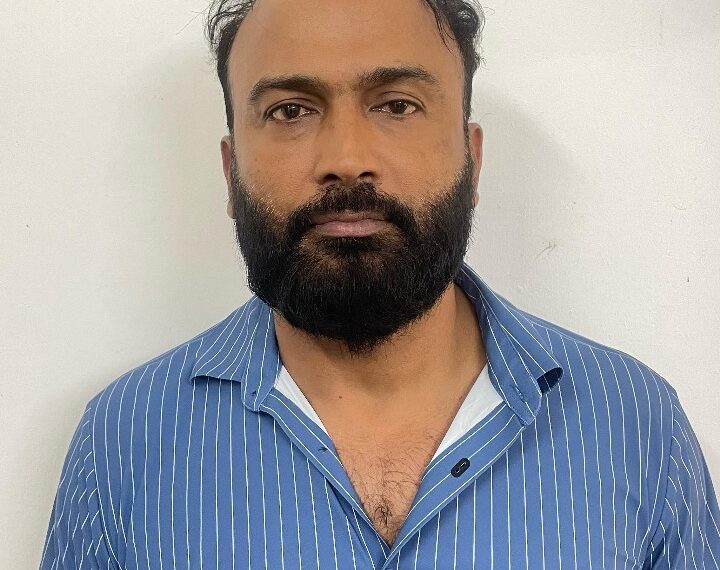 വ്യാജ ലഹരിക്കേസിൽ ഒളിവിൽ കഴിഞ്ഞിരുന്ന പ്രതിയെ ബാഗ്ലൂരിൽ നിന്ന് പിടികൂടി