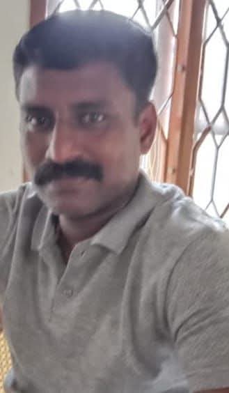 വീടിനുള്ളിൽ തൂങ്ങിമരിച്ച നിലയിൽ കാണപ്പെട്ടു